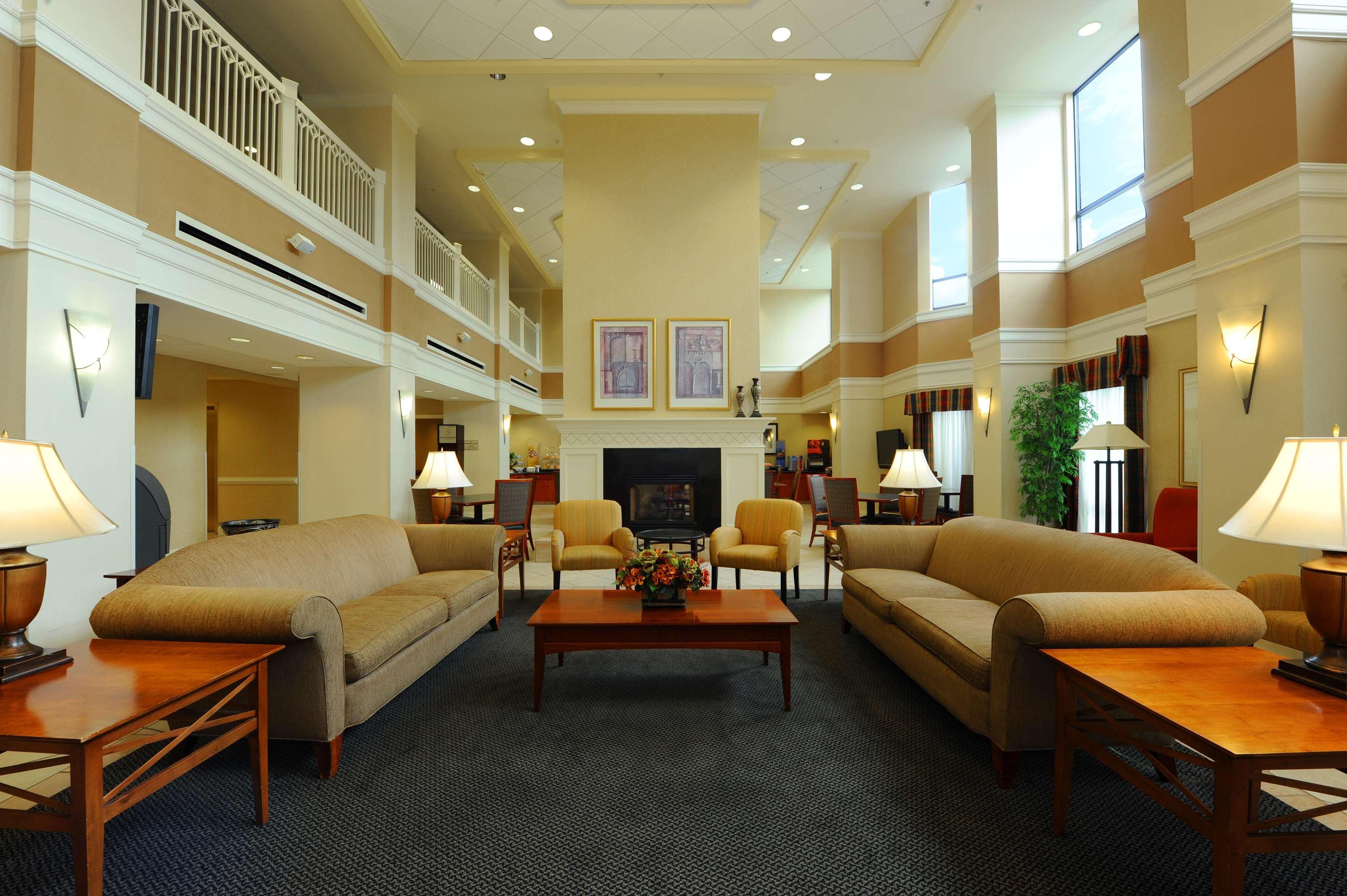 Hampton Inn & Suites-Atlanta Airport North-I-85 Hapeville Esterno foto