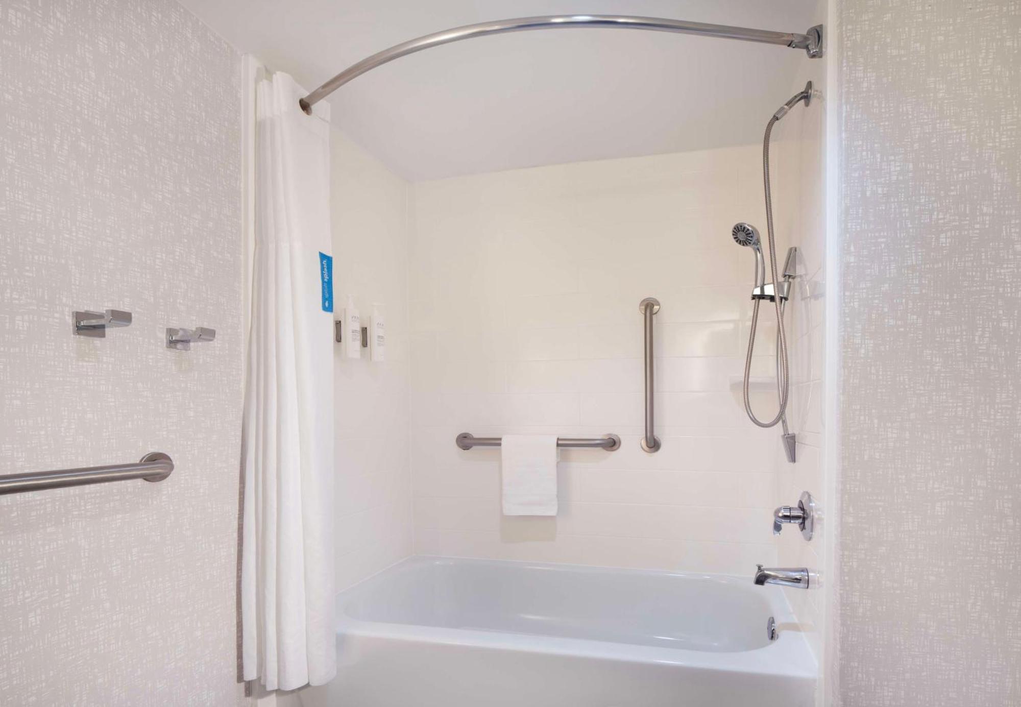 Hampton Inn & Suites-Atlanta Airport North-I-85 Hapeville Esterno foto