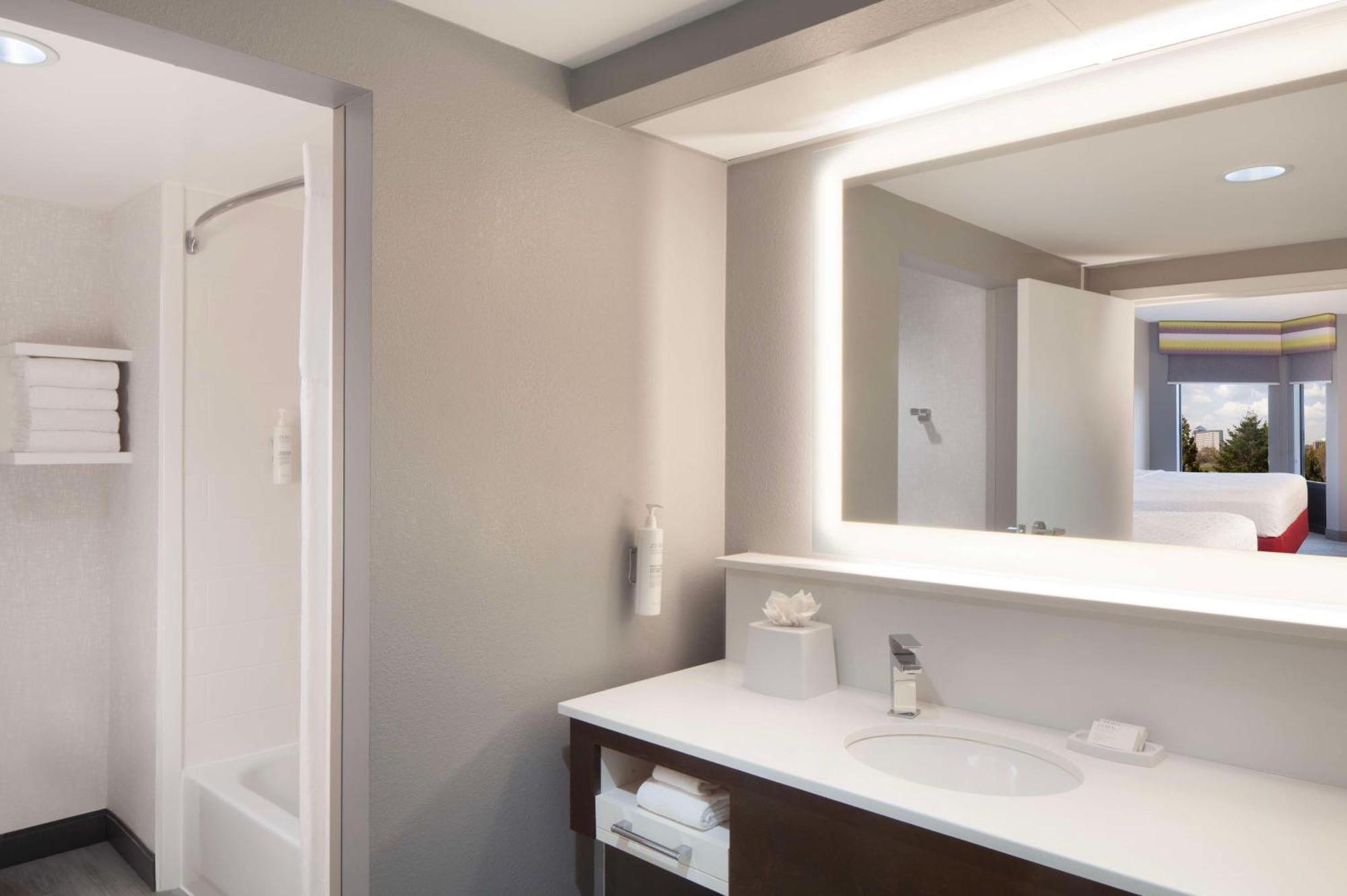 Hampton Inn & Suites-Atlanta Airport North-I-85 Hapeville Esterno foto